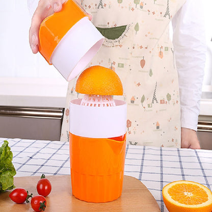 Portable Manual Citrus Juicer